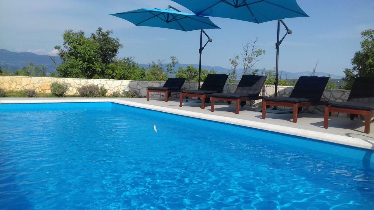 Villa Dora Suzan Buitenkant foto